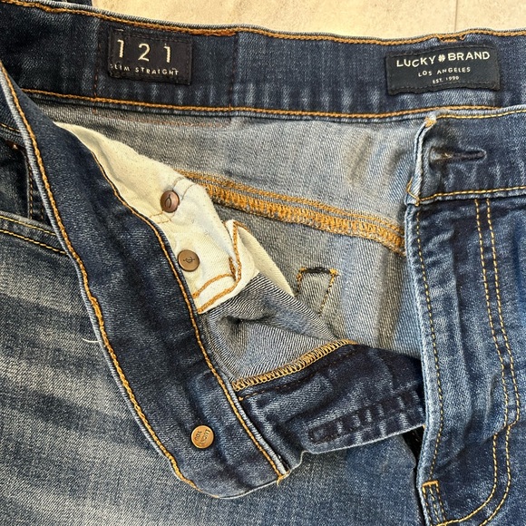 Lucky Jeans 33x30 - Picture 9 of 9